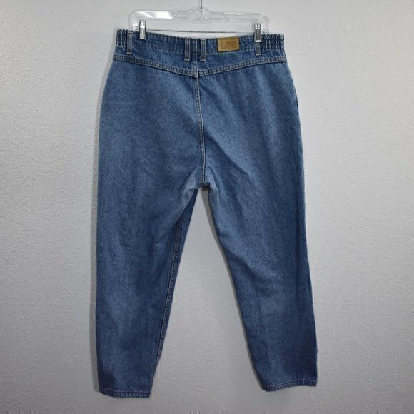 Vintage Lee Jeans Size 14 Short Excellent Condition has some wear as pictured - Picture 2 of 8